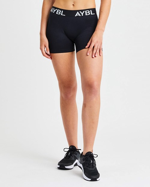 AYBL Staple Seamless Low Rise Shorts Čierne | 96ROMGTUB