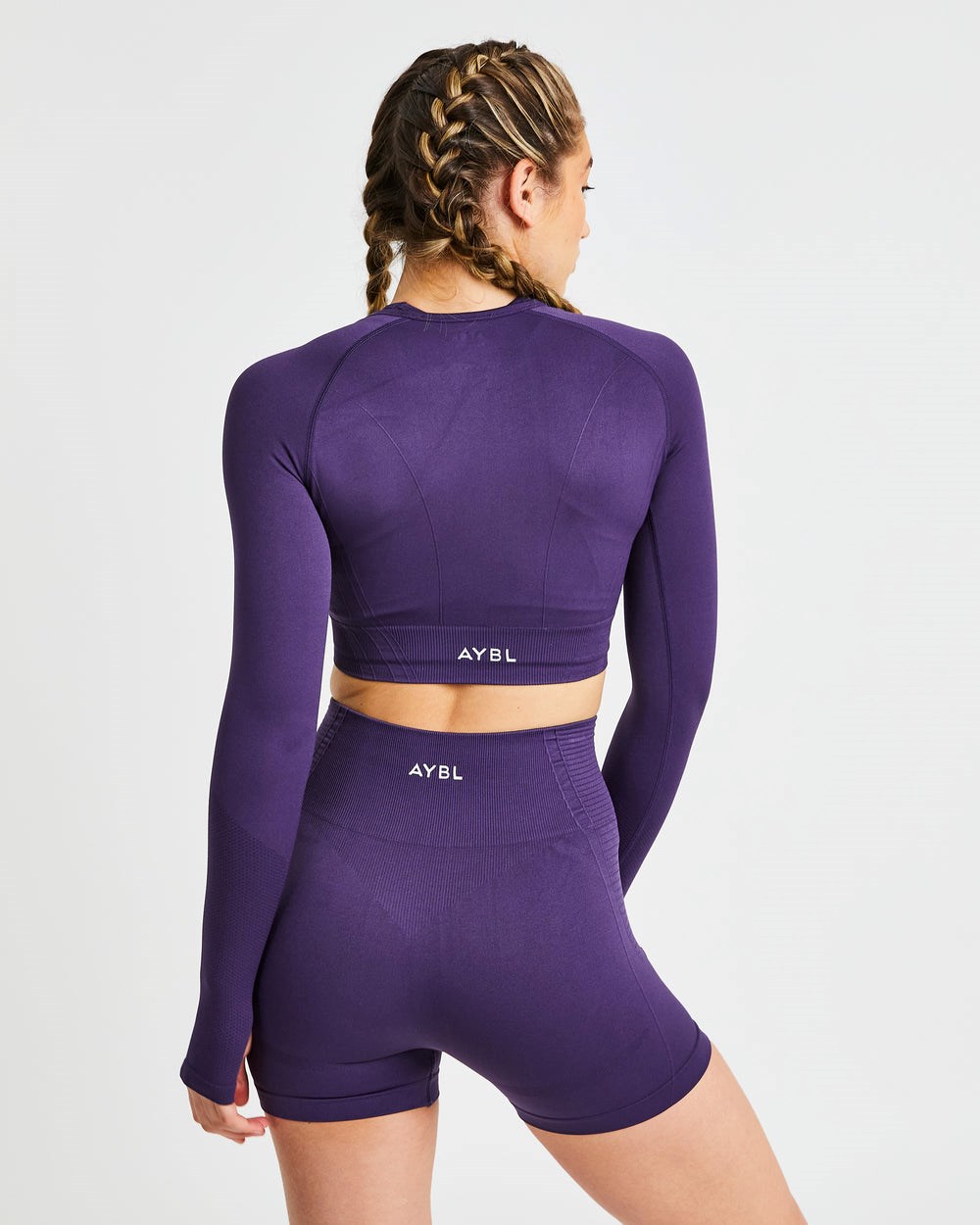 AYBL Balance V2 Seamless Long Sleeve Crop Top Nachový | 02LYITUMN