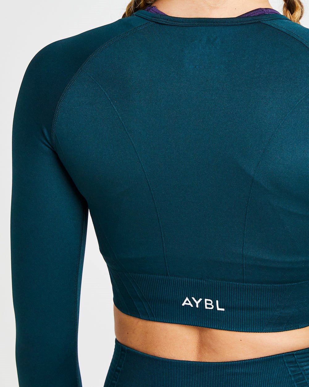 AYBL Balance V2 Seamless Long Sleeve Crop Top Zelene | 21GWMSROZ