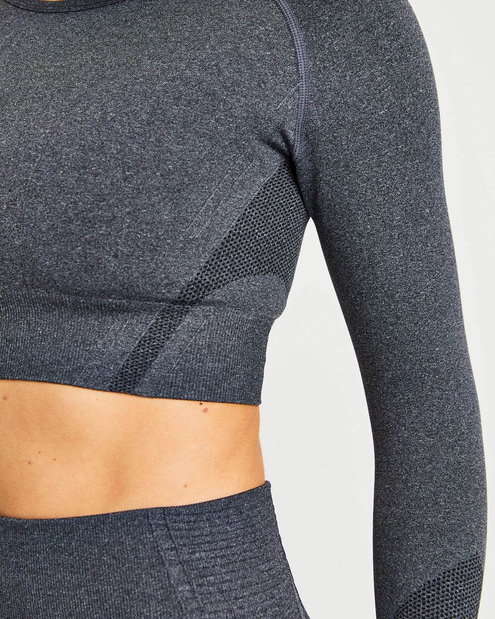 AYBL Balance V2 Seamless Long Sleeve Crop Top Čierne | 38XNADCUY