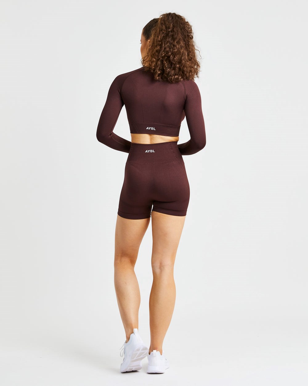 AYBL Balance V2 Seamless Long Sleeve Crop Top Čokoláda Hnede | 40JSVOACH