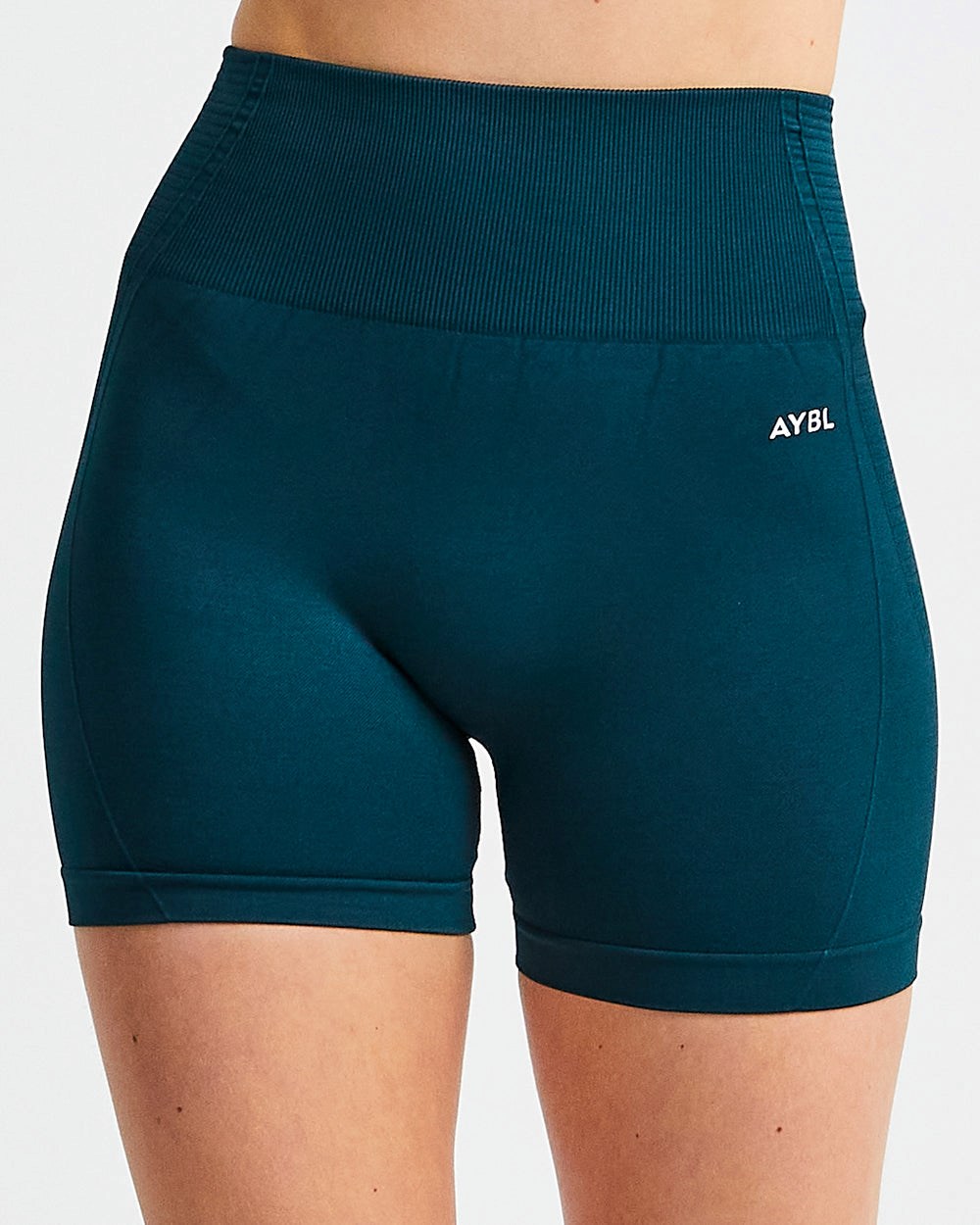 AYBL Balance V2 Seamless Shorts Zelene | 23LIWDAHZ