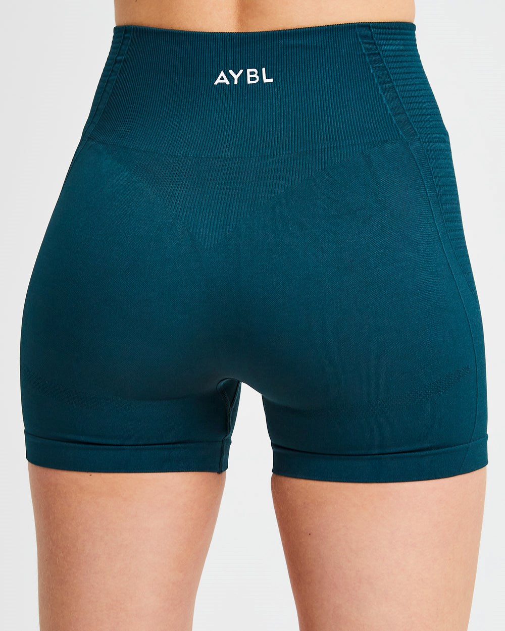 AYBL Balance V2 Seamless Shorts Zelene | 23LIWDAHZ