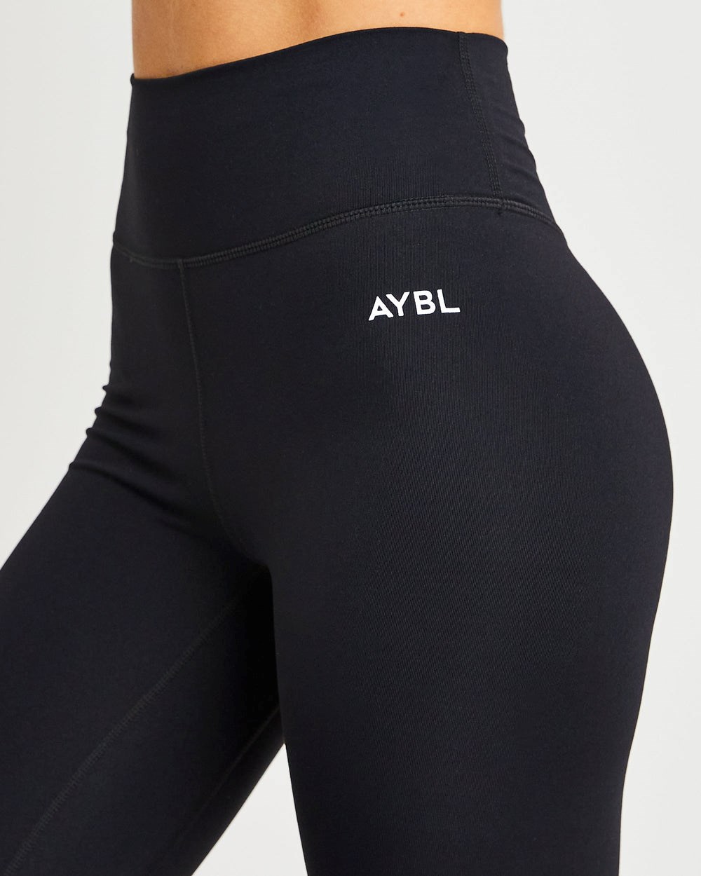 AYBL Core Leggings Čierne | 95SFOVQIN