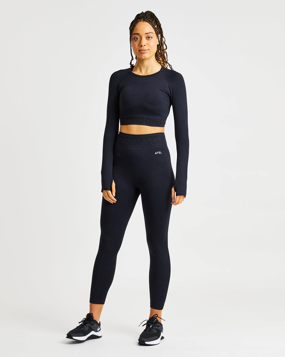 AYBL Elevate Seamless Long Sleeve Crop Top Čierne | 25PJDQZNU