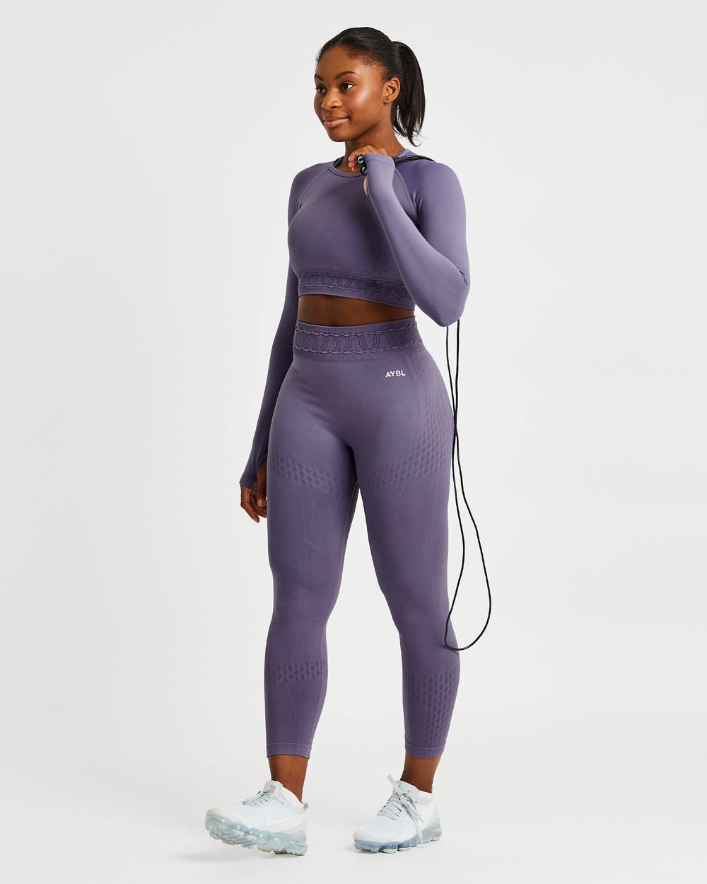 AYBL Elevate Seamless Long Sleeve Crop Top Nachový | 37UWENOAM