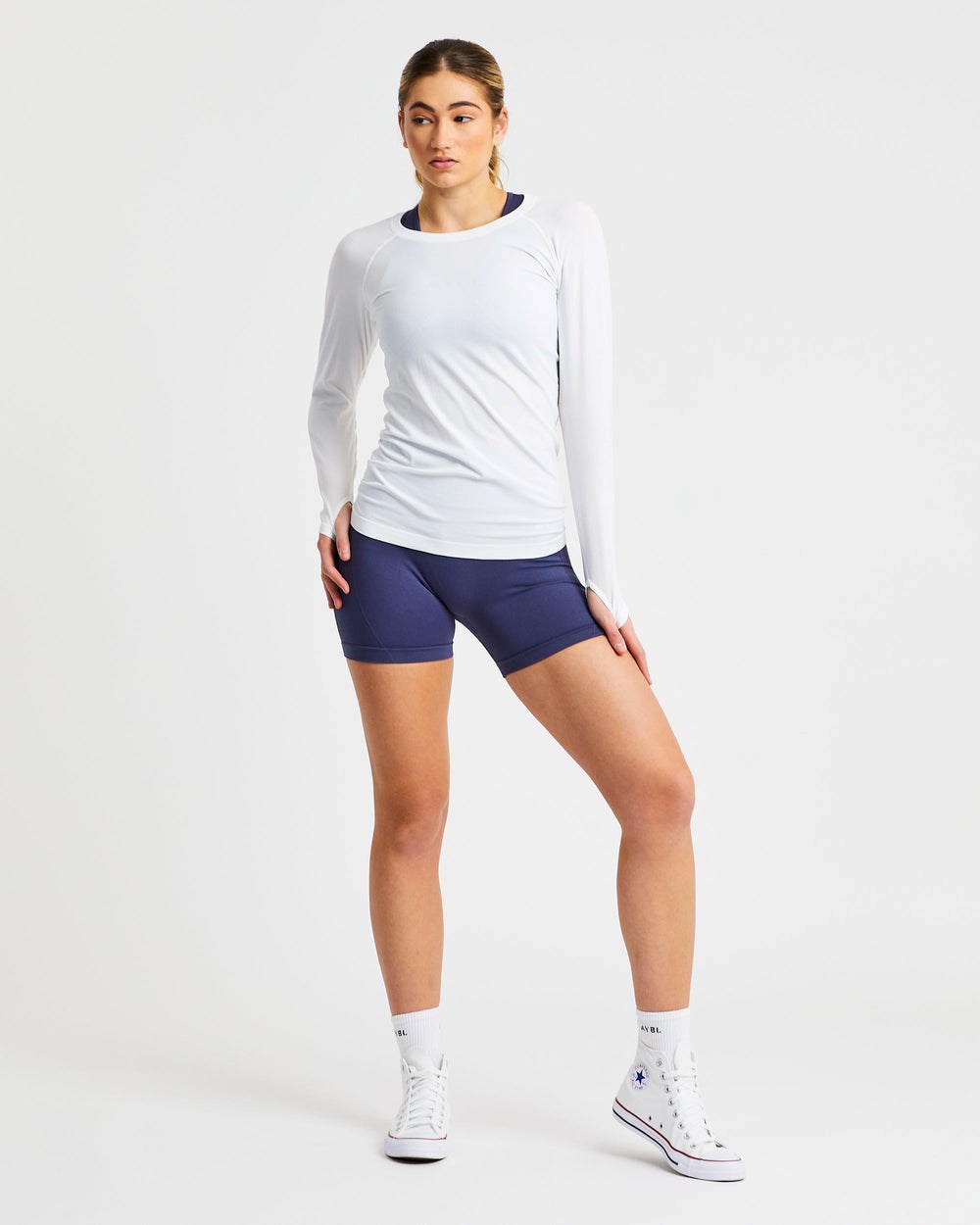 AYBL Embrace Seamless Long Sleeve T Shirt Biele | 40YVJNLRI