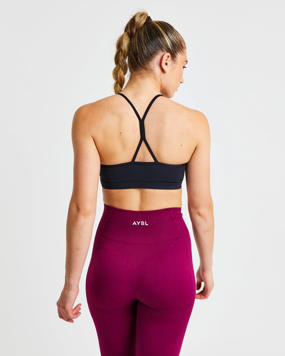 AYBL Essential Ruched Sports Bra Čierne | 70RDAFPWB