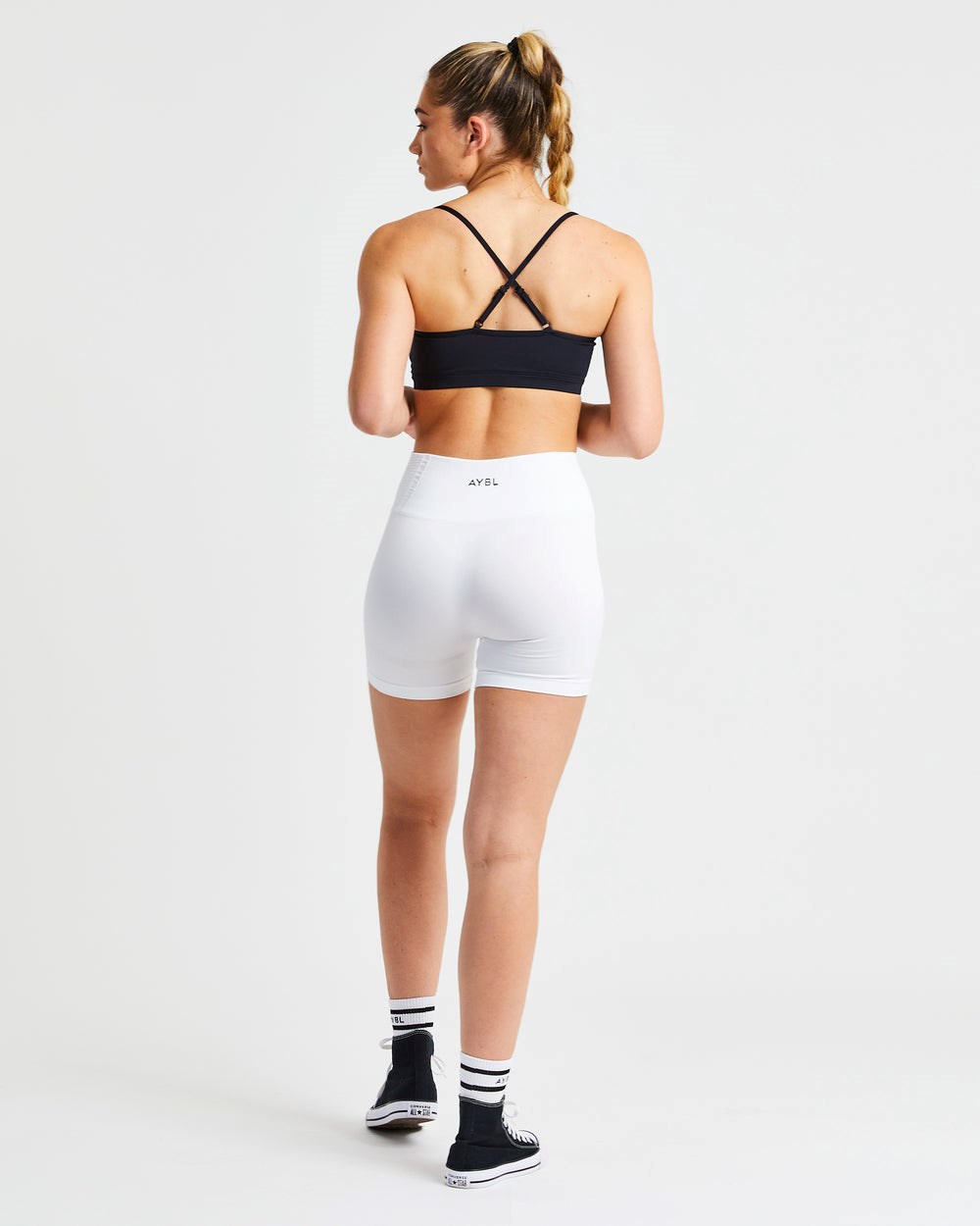 AYBL Essential V Neck Sports Bra Čierne | 35FEUDTJQ