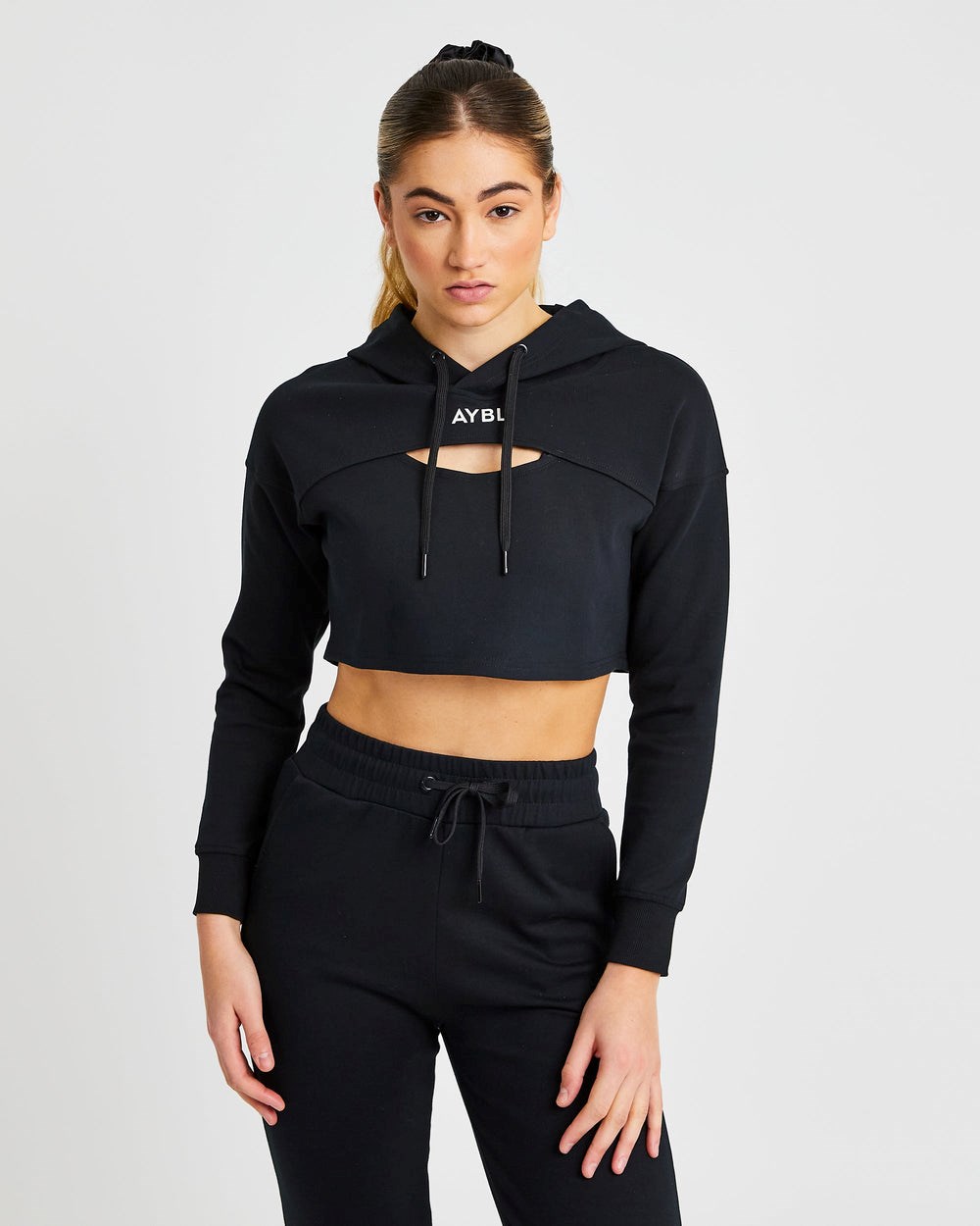 AYBL Everyday Cutout Crop Hoodie Čierne | 06DJZUBHA