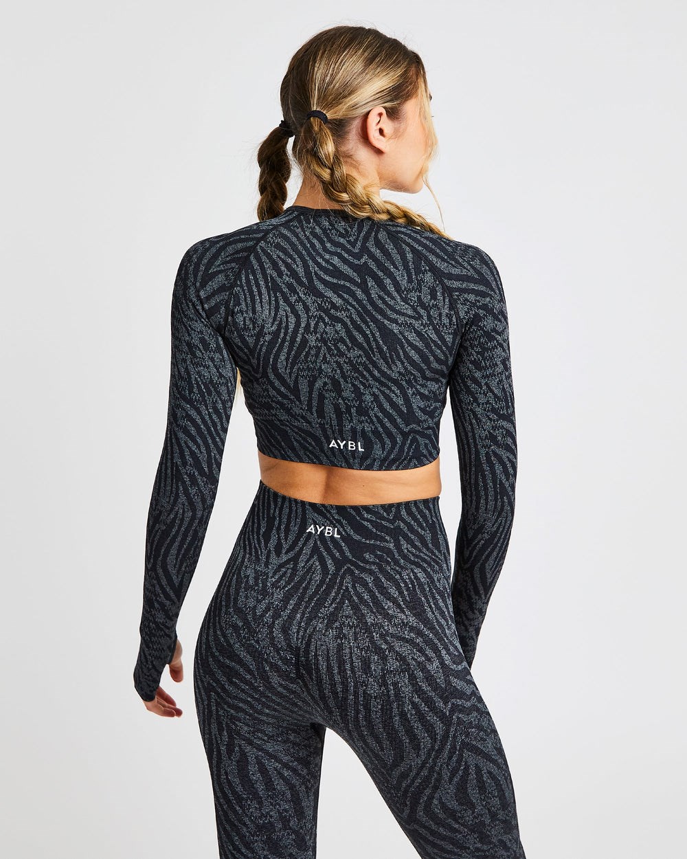 AYBL Evolve Animal Seamless Long Sleeve Crop Top Čierne | 13GIQHSZW