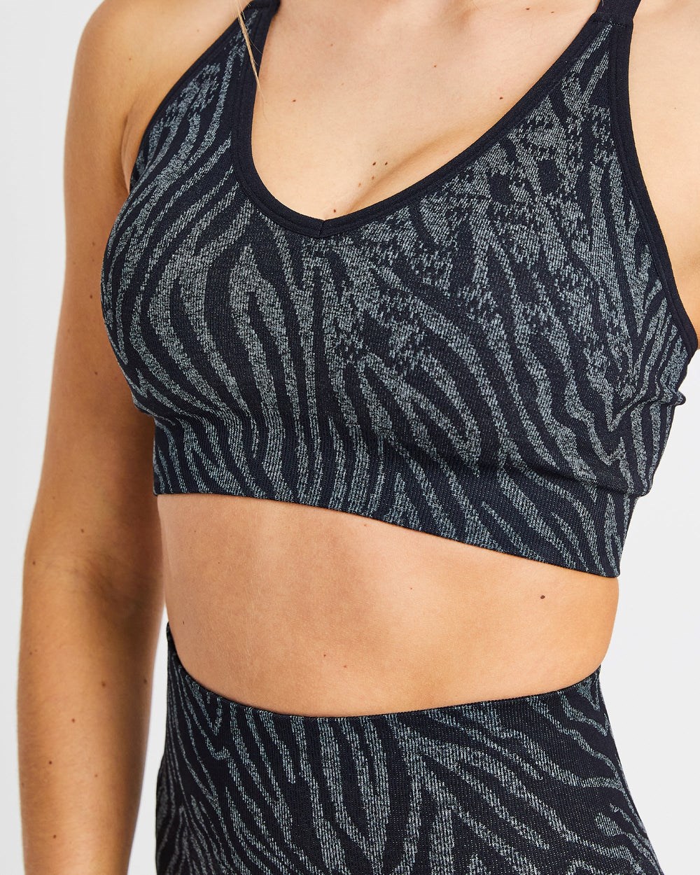 AYBL Evolve Animal Seamless Sports Bra Čierne | 62YKFWNPO