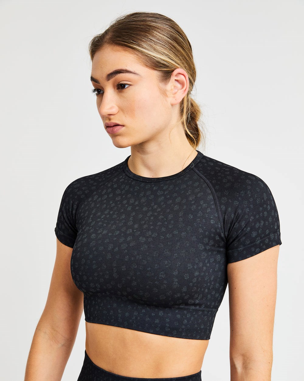 AYBL Evolve Speckle Seamless Crop Top Čierne | 84ABFSPUL