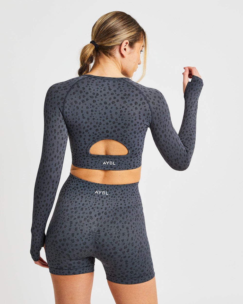 AYBL Evolve Speckle Seamless Long Sleeve Crop Top Charcoal | 35HCASRJE