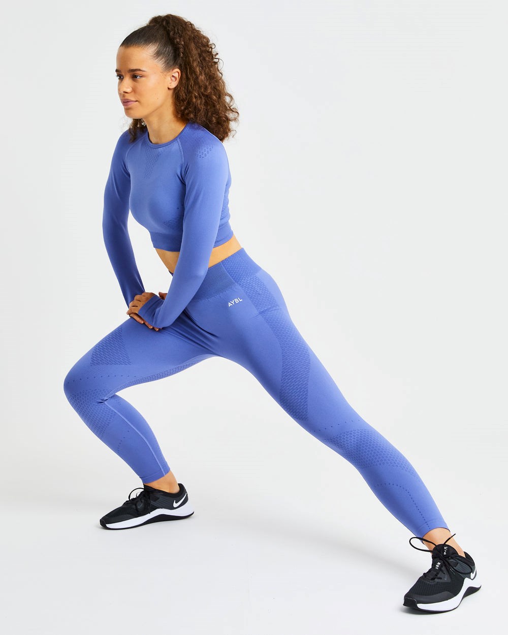 AYBL Ignite Seamless Long Sleeve Crop Top Modre | 41USDKLNY