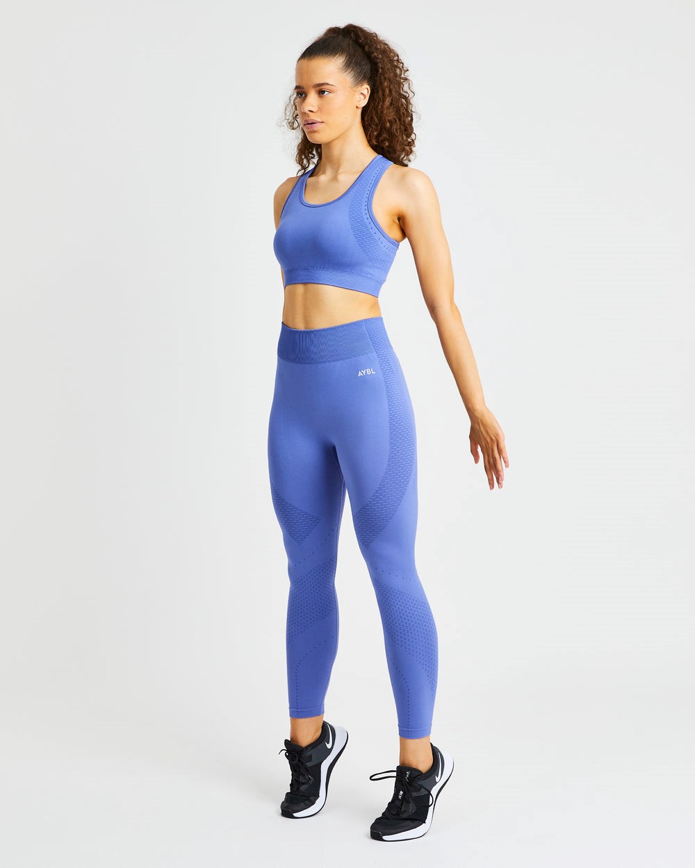 AYBL Ignite Seamless Sports Bra Modre | 08AQHGIJL