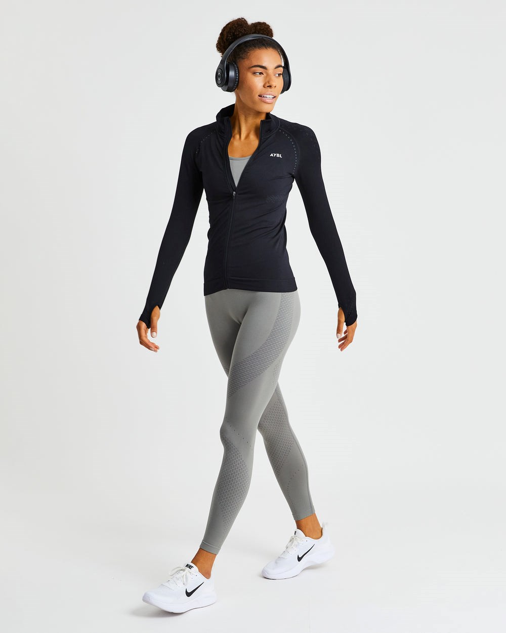 AYBL Ignite Seamless Zip Jacket Čierne | 86WTBXYMA