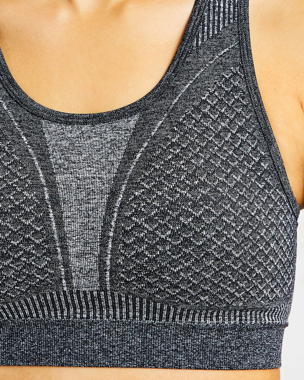 AYBL Impact Seamless Sports Bra Čierne | 56MFNITHA