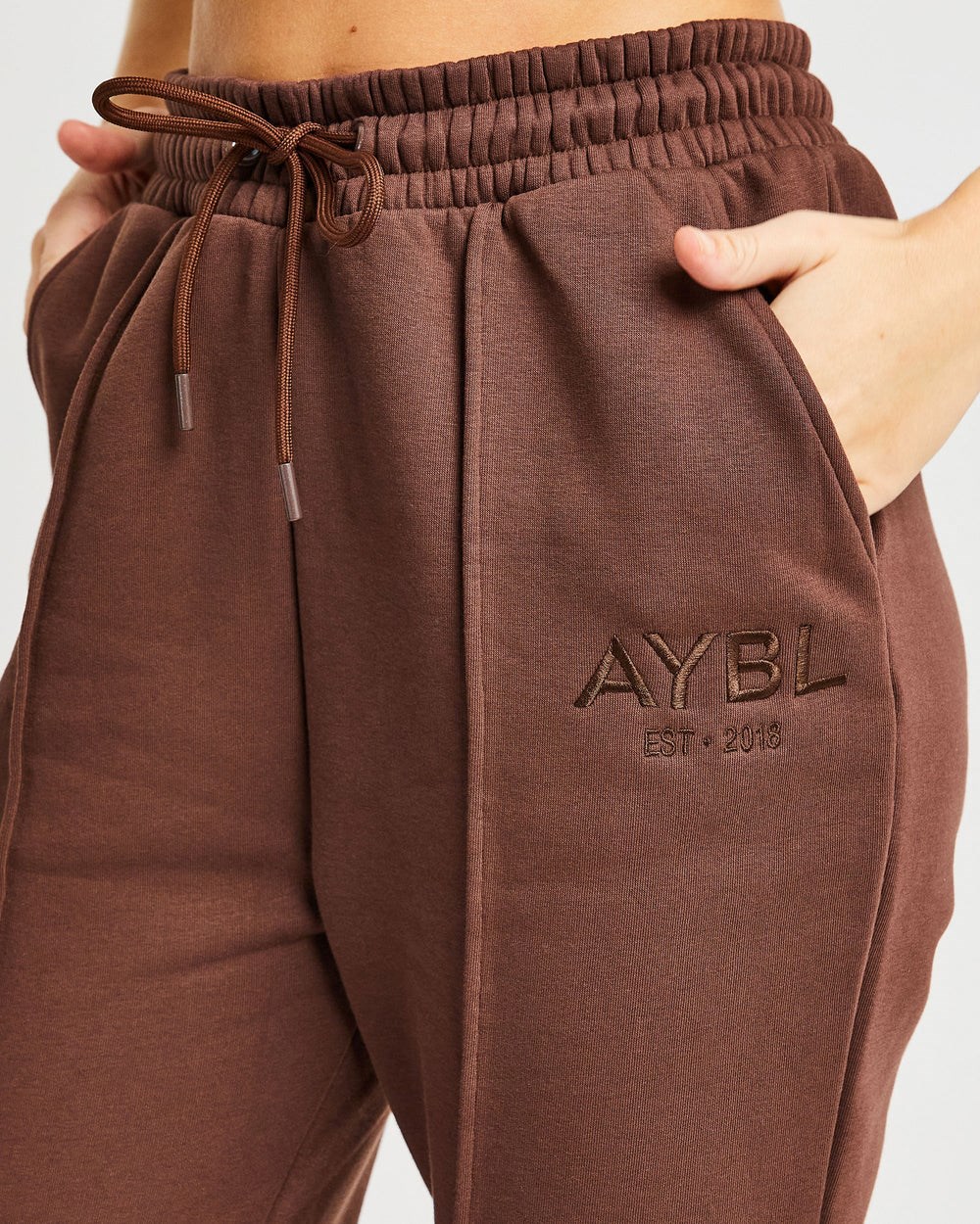 AYBL Luxe Joggers Hnede | 42EZKYMIU