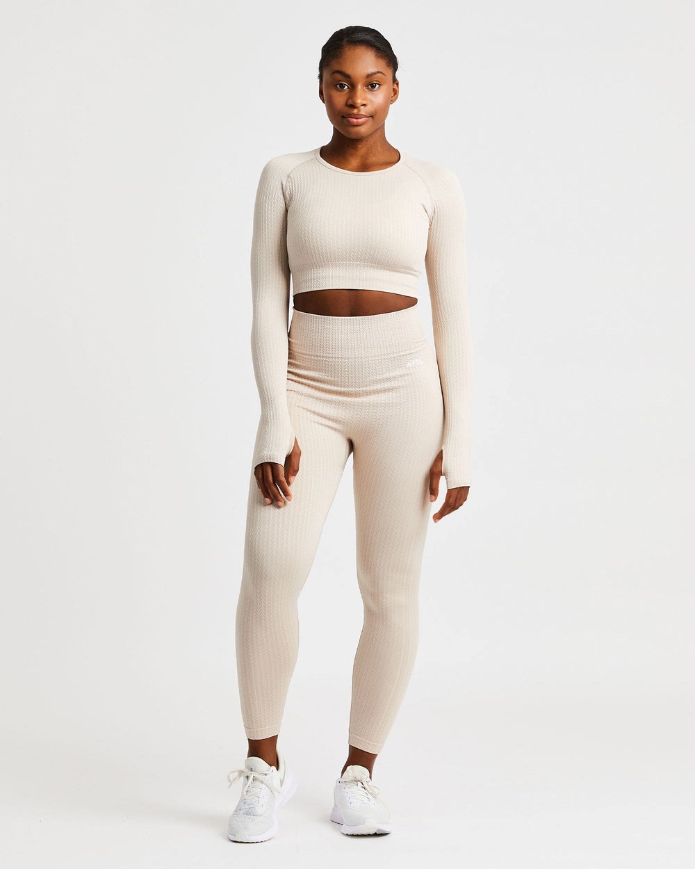 AYBL Luxe Seamless Long Sleeve Crop Top Sand | 29ACOFUIK