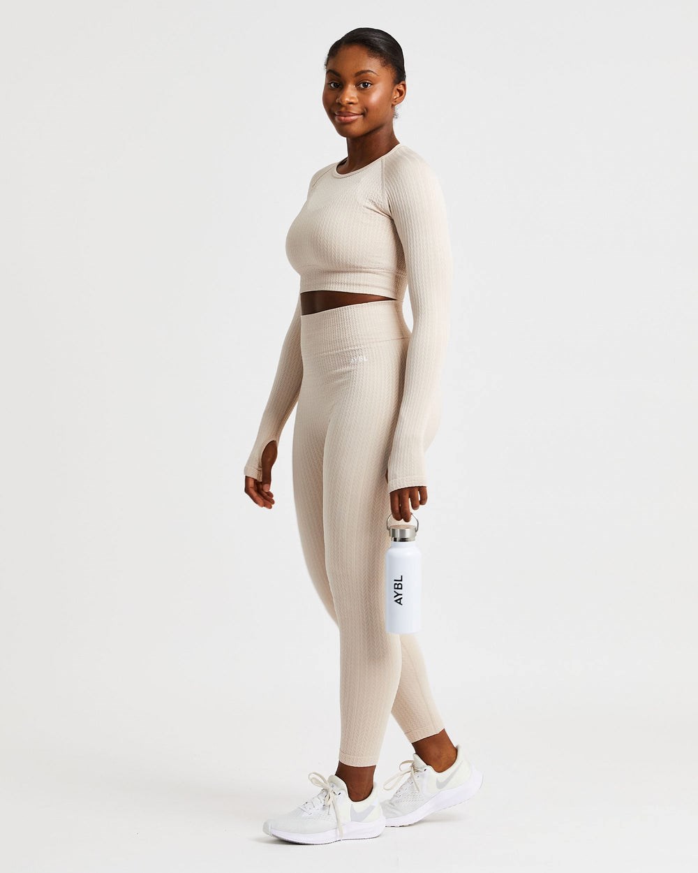 AYBL Luxe Seamless Long Sleeve Crop Top Sand | 29ACOFUIK