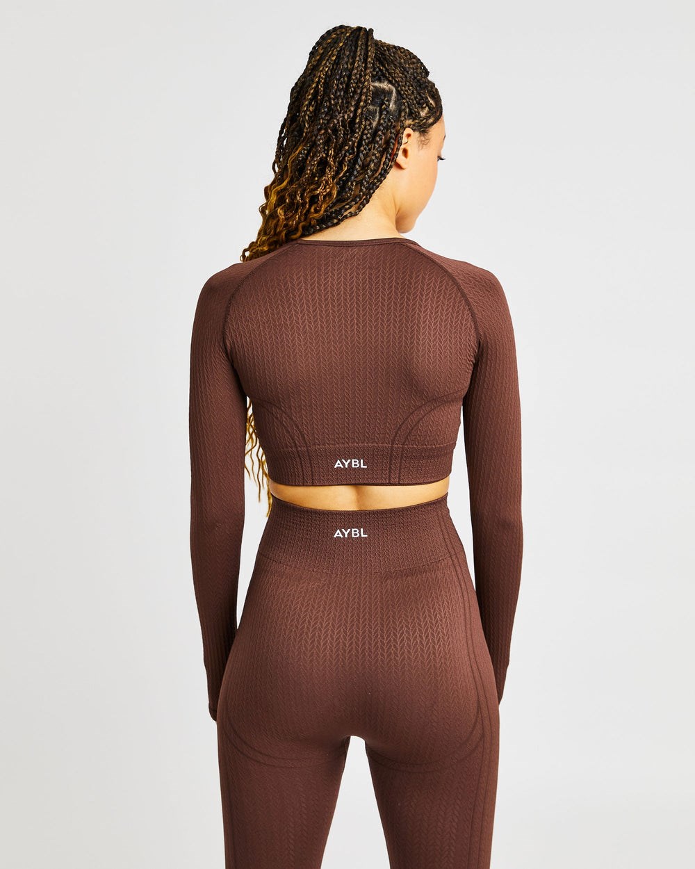 AYBL Luxe Seamless Long Sleeve Crop Top Hnede | 65JMLAITV