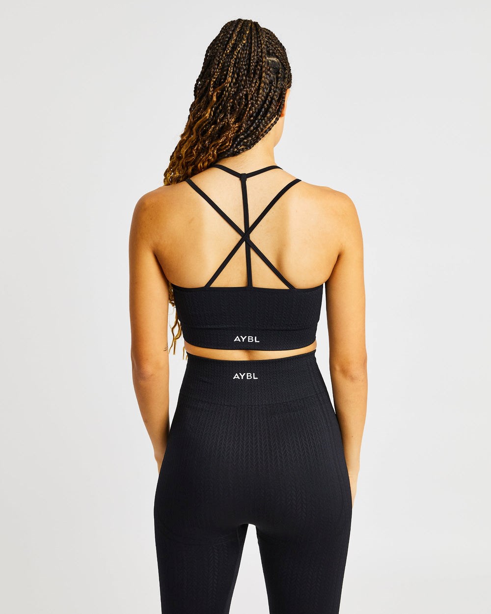 AYBL Luxe Seamless Sports Bra Čierne | 31MZGJAVE