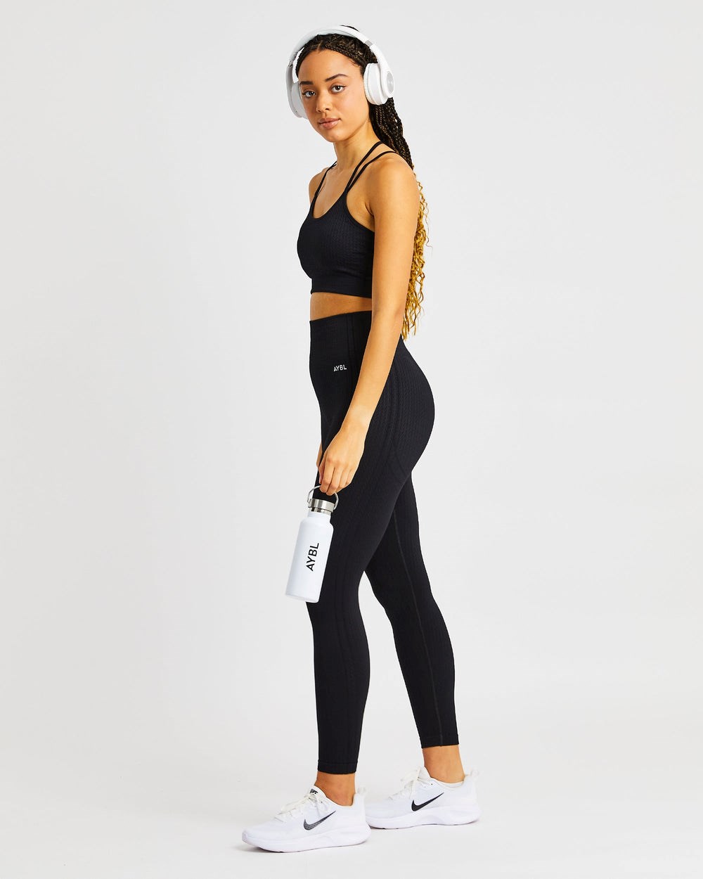 AYBL Luxe Seamless Sports Bra Čierne | 31MZGJAVE