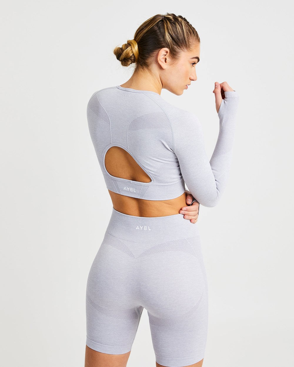 AYBL Motion Seamless Long Sleeve Crop Top Svetlo Siva | 23DUSVEWA