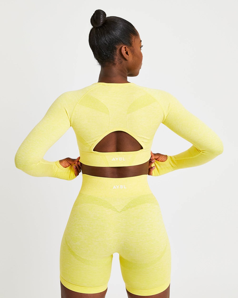 AYBL Motion Seamless Long Sleeve Crop Top Žlté | 24GOMWTHY