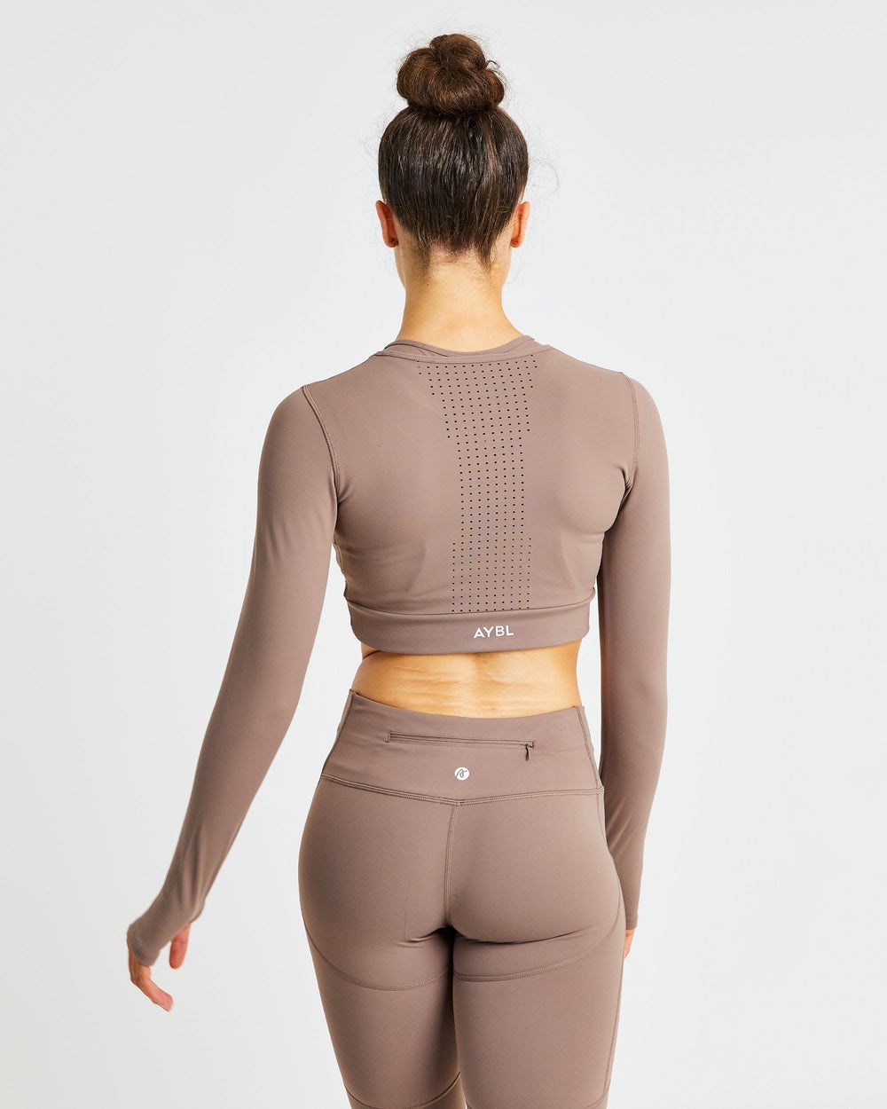 AYBL Pace Long Sleeve Crop Top Hnede | 68XPVUCYR