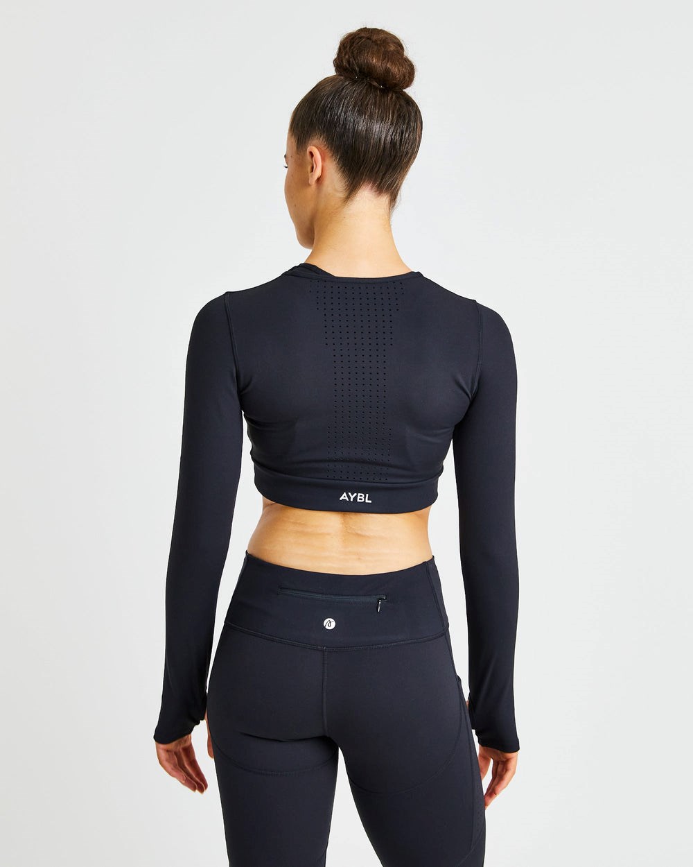 AYBL Pace Long Sleeve Crop Top Čierne | 20QPTFNDU