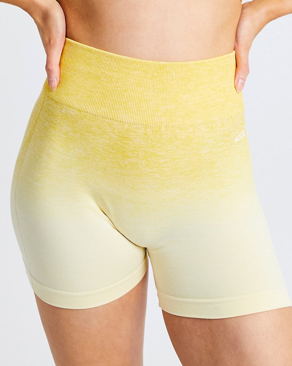 AYBL Pulse Ombré Seamless Shorts Žlté | 68KTMASEN