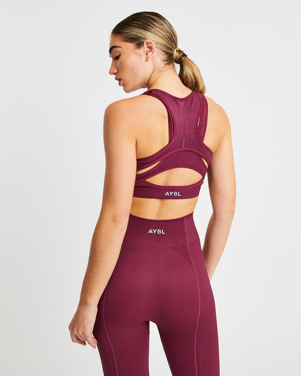 AYBL Reflex Seamless Sports Bra Plum | 25KNWEHLD