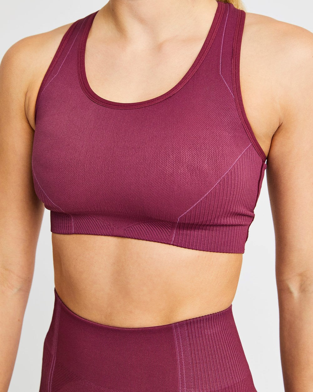 AYBL Reflex Seamless Sports Bra Plum | 25KNWEHLD