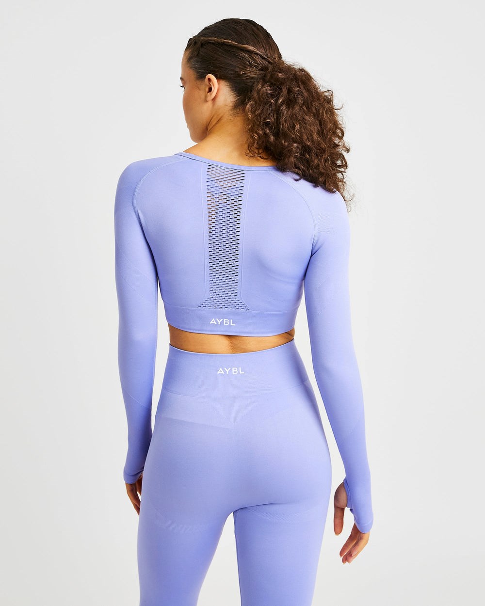 AYBL Reform Seamless Long Sleeve Crop Top Nachový | 25HMBEIVN