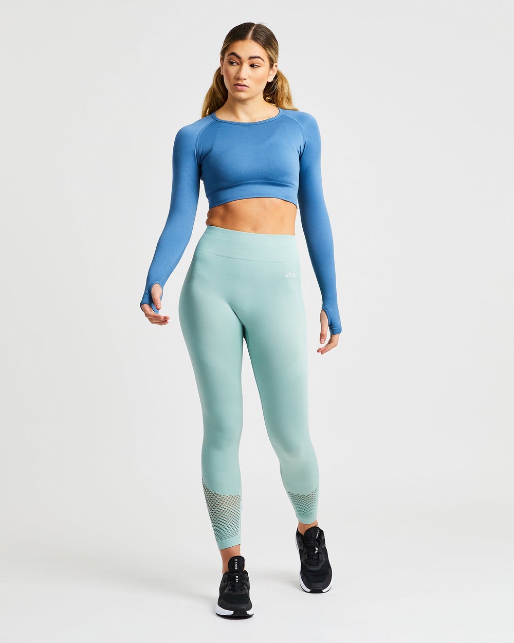 AYBL Reform Seamless Long Sleeve Crop Top Modre | 42DYLUGHV