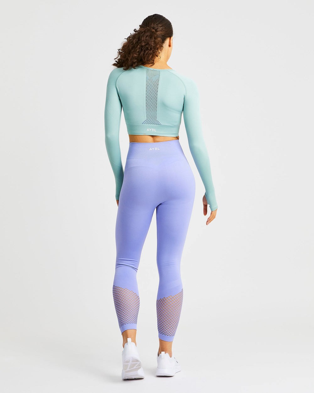 AYBL Reform Seamless Long Sleeve Crop Top Zelene | 42SOFZIAC