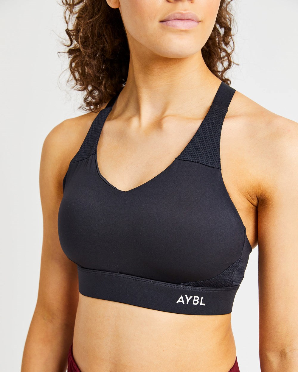 AYBL Sportive Open Back Sports Bra Čierne | 70FPSIYDO