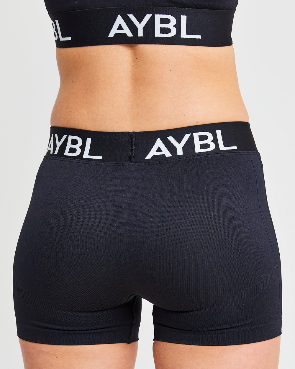 AYBL Staple Seamless Low Rise Shorts Čierne | 96ROMGTUB