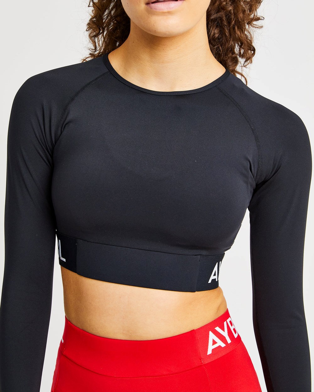 AYBL Tréningová Long Sleeve Crop Top Čierne | 40KEXJSOY