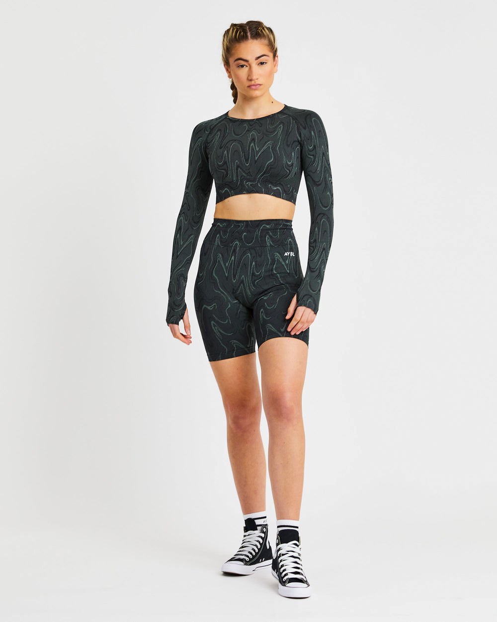 AYBL Velocity Seamless Long Sleeve Crop Top Čierne | 12SKARNOL